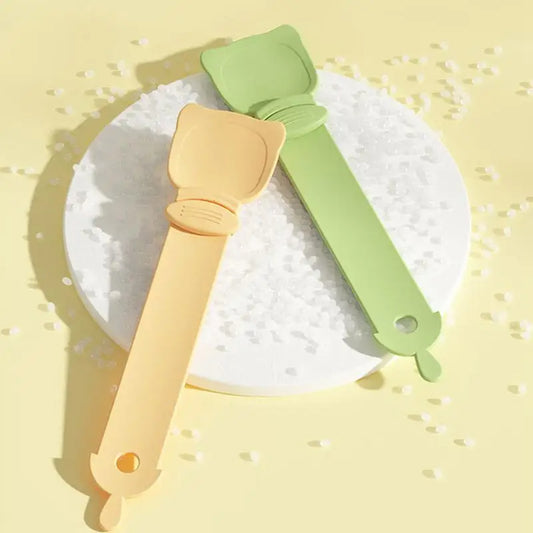 Cucharilla Dispensadora de Alimento para Gatos - Reutilizable y Portátil - Image 2