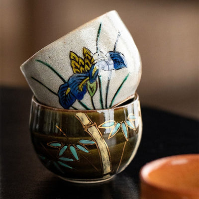 Juego de Tazas de Té Kutani Artesanal - Flores de Cinco Hierbas Retro - Image 3