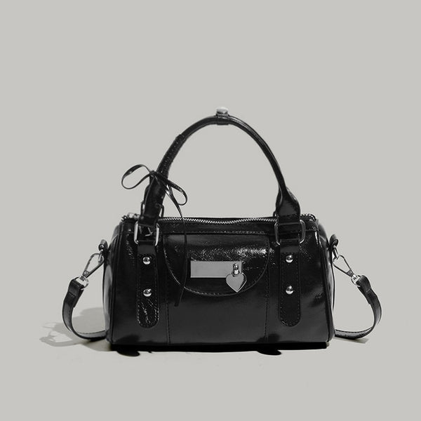 Bolso de Mano Corazón con Moño - Diseño Romántico y Elegante