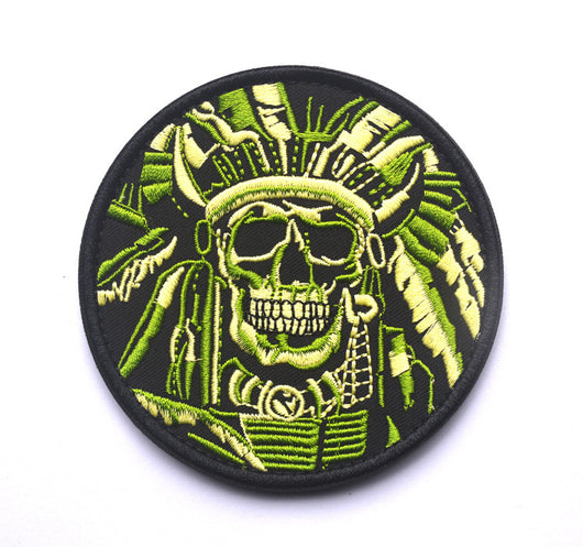Parche Bordado Calavera Minimalista con Velcro - Image 6