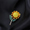 Broche Vintage con Cristales Brillantes y Efecto Óleo