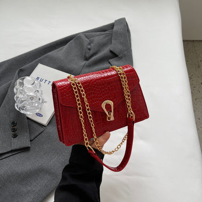Bolso Bandolera Crossbody con Estampado Cocodrilo y Cadena Dorada - Image 10