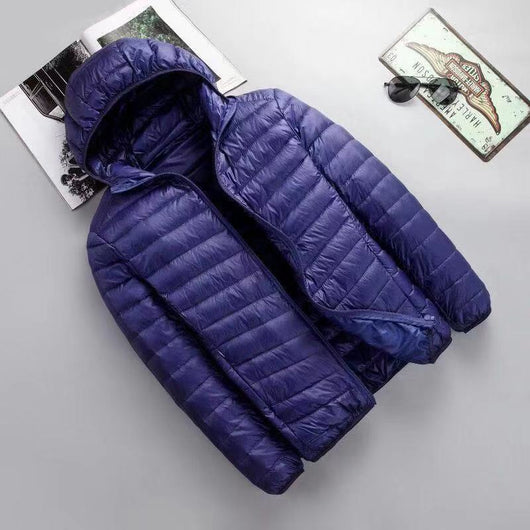 Chamarra de Plumas Ligera con Capucha para Hombre - Image 8