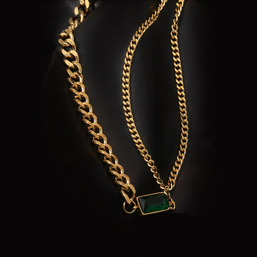 Collar Multicapa Dorado con Diamantes Verdes - Image 9