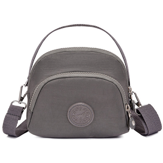 Bolsa Mensajera de Lona y Nylon para Mamá - Bolso Bandolera Compacto - Image 4