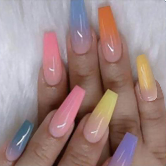 Uñas Postizas con Acabado de Manicura Profesional - Image 8