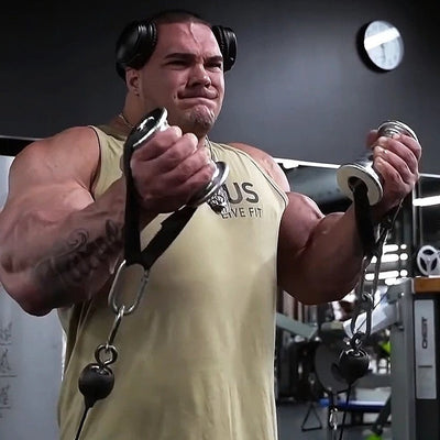 Extensor de Pecho y Brazos con Agarre de Cuerda para Entrenamiento Funcional