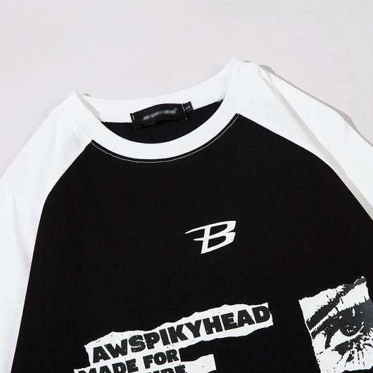 Playera Estampada con Patrón de Letras para Hombre - Image 3