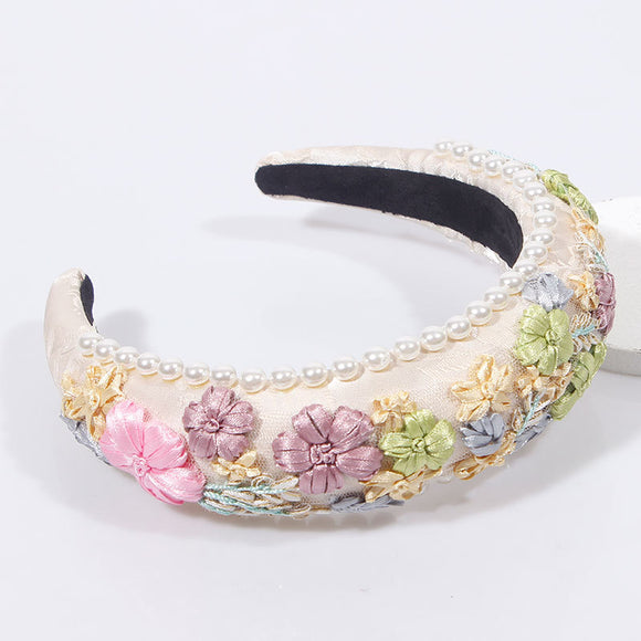 Tiara Retrô com Pérolas Sintéticas e Tecido Floral Tecido