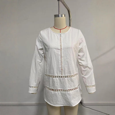 Blusa Semitransparente con Cuello Redondo y Detalles Calados - Image 2
