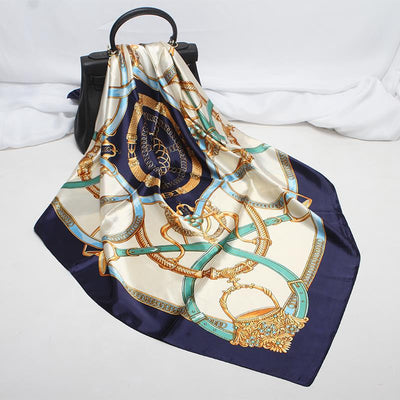 Pañuelo de Seda Sintética para Mujer con Estampado Clásico - Image 7