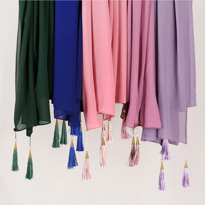 Hijab Elegante con Borlas en las Cuatro Esquinas - Image 21