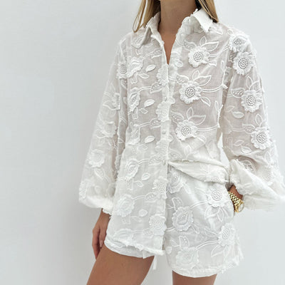 Conjunto Transparente con Bordados y Short de Talle Alto - Image 4