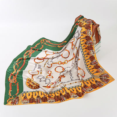 Pañuelo Estampado con Flecos y Hebilla Herradura para Mujer - Image 3