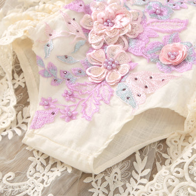 Falda Mesh con Patrón de Pétalos Bordados y Cuentas - Image 17