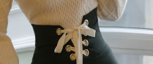 Conjunto de Falda y Suéter de Lujo Versátil - Image 12