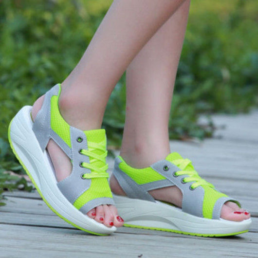 Sandalias de Playa para Mujer con Suela Gruesa Acolchada - Estilo Coreano - Image 4