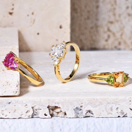 Anillo de Citrino Lujo Ligero con Diseño Moderno y Gemas Incrustadas - Image 2