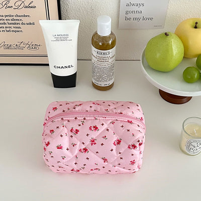 Bolsa de Cosméticos Viajera con Diseño de Corazón y Moño - Image 7