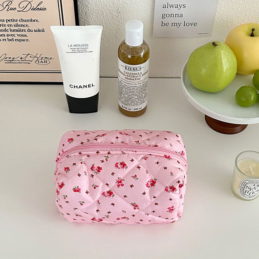 Bolsa de Cosméticos Viajera con Diseño de Corazón y Moño - Image 7