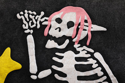 Camiseta Unisex con Estampado de Calavera Desgastado - Image 3