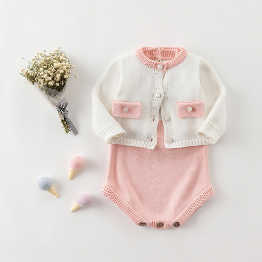 Traje Dos Piezas con Chaqueta Tejida y Tirantes - Image 3