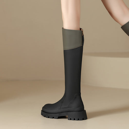 Botas de Suela Gruesa con Punta Redonda y Diseño Monocromático - Image 10