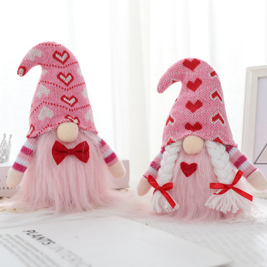 Muñeca Decorativa Sin Rostro de Punto con Corazón para San Valentín - Image 11
