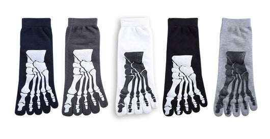 Calcetines Creativos de Cinco Dedos en Blanco y Negro - Image 7