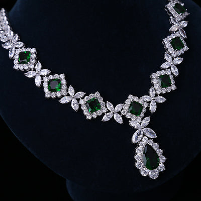 Conjunto de Joyería Elegante con Zirconia: Collar, Aretes, Pulsera y Anillo - Image 10