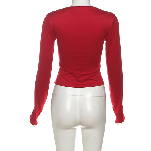 Playera Deportiva Retro para Mujer con Cuello V y Estampado de Letras y Números - Image 15