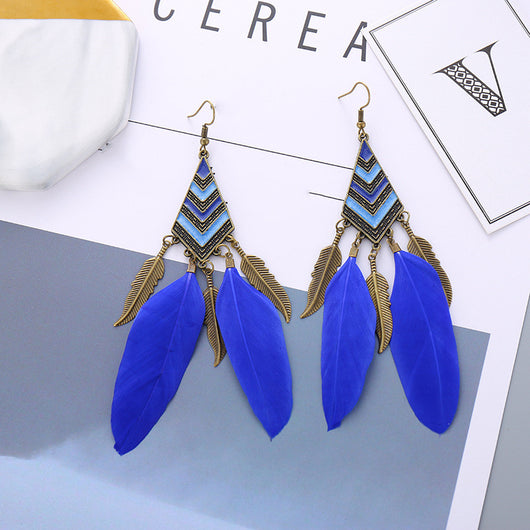 Aretes Bohemios de Hoja Diamante con Borla y Pluma para Mujer - Image 7