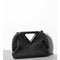 Bolso Nube Triangular de Cuero Vacuno Texturizado