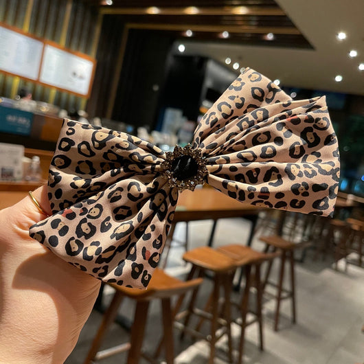 Moño Estampado Leopardo con Strass para el Cabello - Image 6