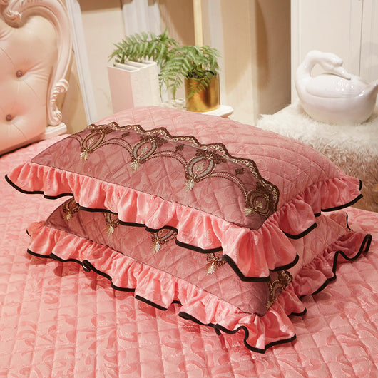 Funda de Almohada Cristal Terciopelo Acolchada con Encaje Europeo - Image 2