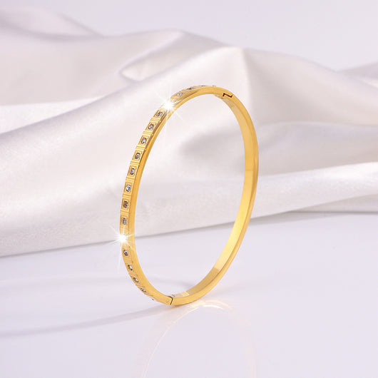 Pulsera de Diamantes Cuadrados en Acero Inoxidable Europeo y Americano - Image 4