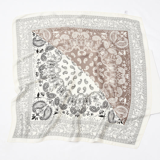 Pañuelo de Seda Cuadrado Retro con Diseño de Bloques Cashew - Image 7