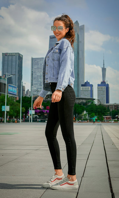 Chaqueta Denim Clásica de Manga Larga para Mujer - Image 6