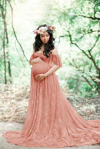Vestido de Maternidad Corto con Encaje y Cola Elegante - Image 7