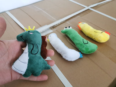 Juguete de Peluche Resistente para Gatos con Catnip - Image 16