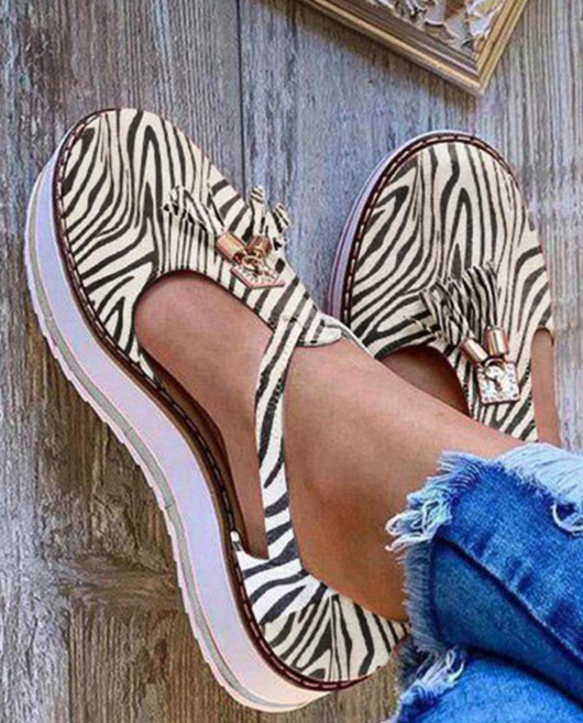 Sandalias Plataforma con Flecos - Image 12