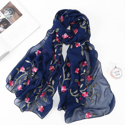 Pañuelo de Seda con Flores Bordadas para Playa y Viajes - Image 20