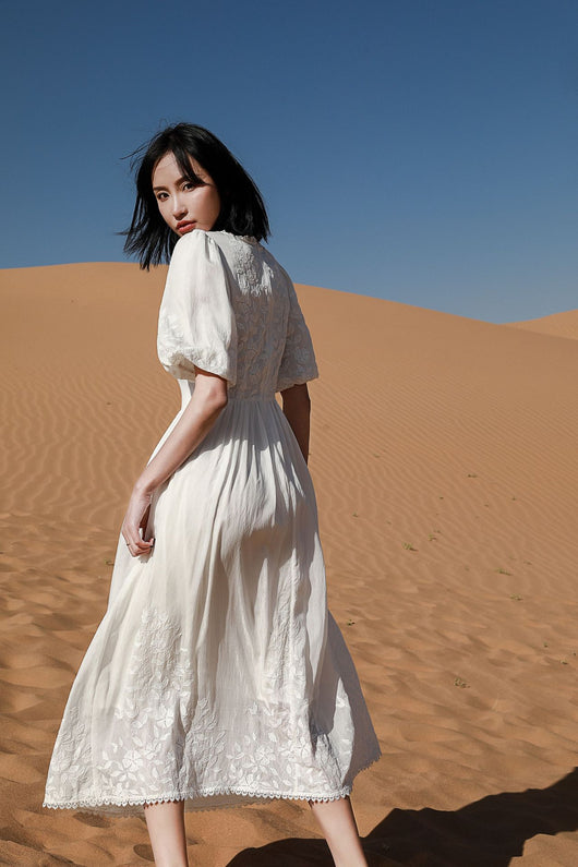 Vestido Blanco de Playa con Mangas Abullonadas - Perfecto para Vacaciones - Image 16