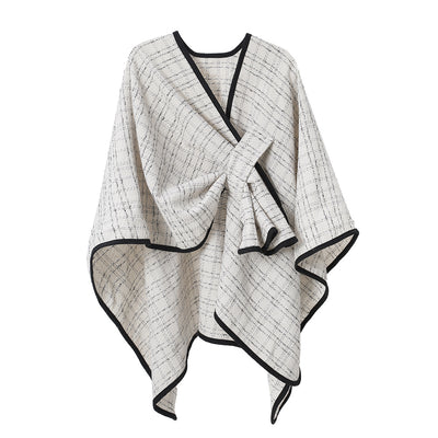 Par de Chales Beige con Hebilla para Otoño e Invierno - Image 4