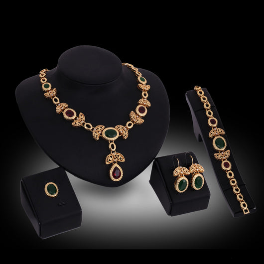 Juego de Joyería Completo: Collar, Aretes, Anillo y Pulsera - Image 10