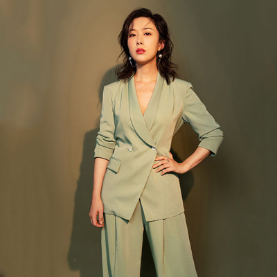 Traje Ejecutivo Verde Aguacate para Mujer - Image 4