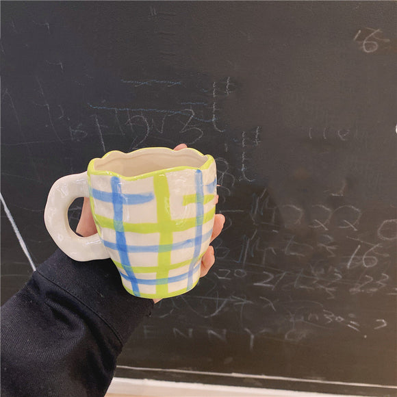 Taza Desayunera Artesanal Pintada a Mano con Flores Irregulares
