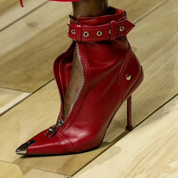 Botas de Tacón Alto con Punta Metálica y Hebilla Decorativa