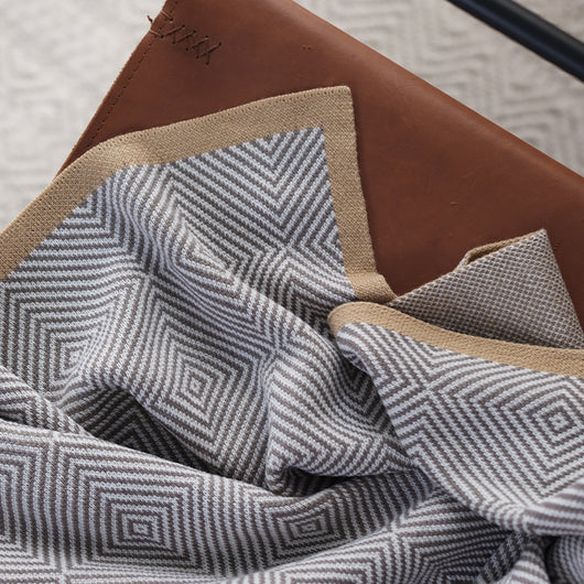 Manta de Lana Chenille Tejida Gris Premium - Image 8