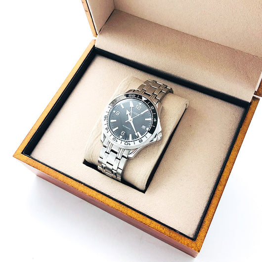 Reloj deportivo para hombre con esfera luminosa y correa de acero - Image 10